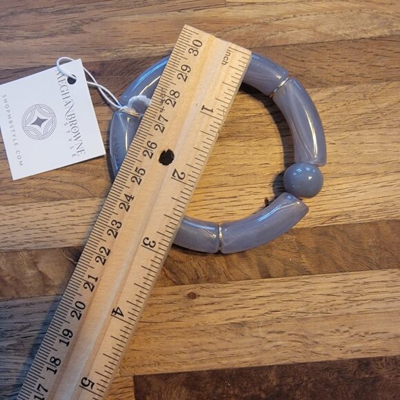 Meghan Brown Harry Gray Beaded Stretch Bracelet - Picture 12 of 12